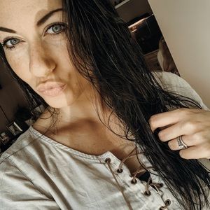 Meet your Posher, Jenifer